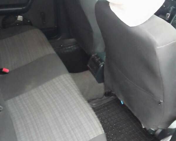 Білий Ауді А6, об'ємом двигуна 1.8 л та пробігом 420 тис. км за 2900 $, фото 18 на Automoto.ua