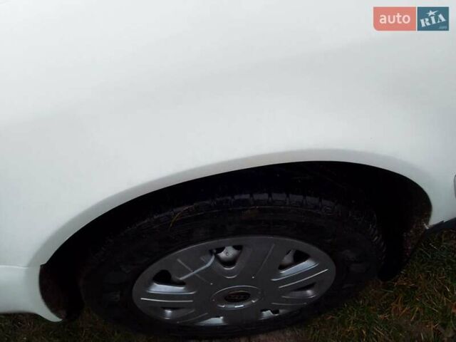 Білий Ауді А6, об'ємом двигуна 1.8 л та пробігом 420 тис. км за 2900 $, фото 5 на Automoto.ua