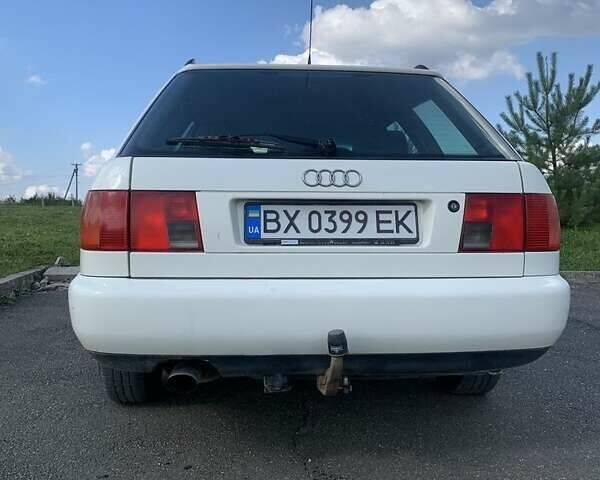 Белый Ауди А6, объемом двигателя 1.8 л и пробегом 403 тыс. км за 2800 $, фото 6 на Automoto.ua