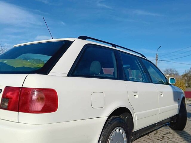 Білий Ауді А6, об'ємом двигуна 1.8 л та пробігом 300 тис. км за 3264 $, фото 1 на Automoto.ua