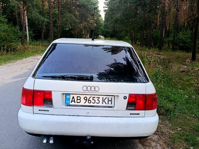 Білий Ауді А6, об'ємом двигуна 2.5 л та пробігом 270 тис. км за 2500 $, фото 1 на Automoto.ua