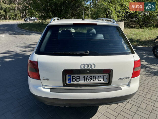 Белый Ауди А6, объемом двигателя 2.5 л и пробегом 375 тыс. км за 5000 $, фото 2 на Automoto.ua