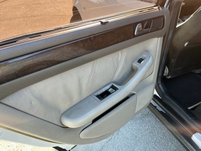 Ауди А6 2000 в Днепре (Днепропетровске) на Automoto.ua Белый Ауди А6, объемом двигателя 1.9 л и пробегом 469 тыс. км за 4500 $, фото 12 на Automoto.ua