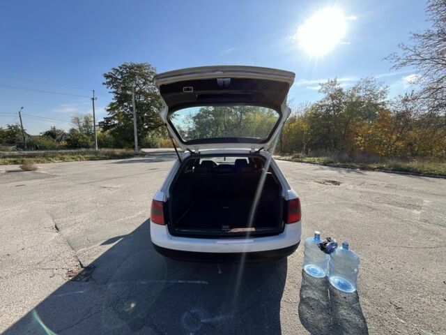 Ауди А6 2000 в Днепре (Днепропетровске) на Automoto.ua Белый Ауди А6, объемом двигателя 1.9 л и пробегом 469 тыс. км за 4500 $, фото 22 на Automoto.ua