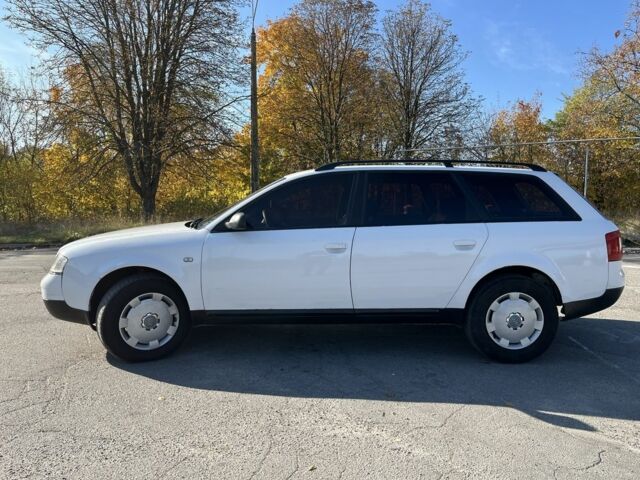 Ауди А6 2000 в Днепре (Днепропетровске) на Automoto.ua Белый Ауди А6, объемом двигателя 1.9 л и пробегом 469 тыс. км за 4500 $, фото 1 на Automoto.ua