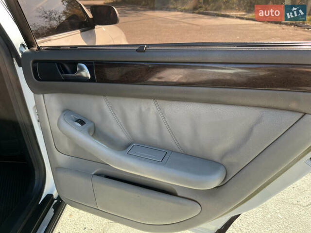 Ауди А6 2000 в Днепре (Днепропетровске) на Automoto.ua Белый Ауди А6, объемом двигателя 1.9 л и пробегом 469 тыс. км за 4500 $, фото 15 на Automoto.ua