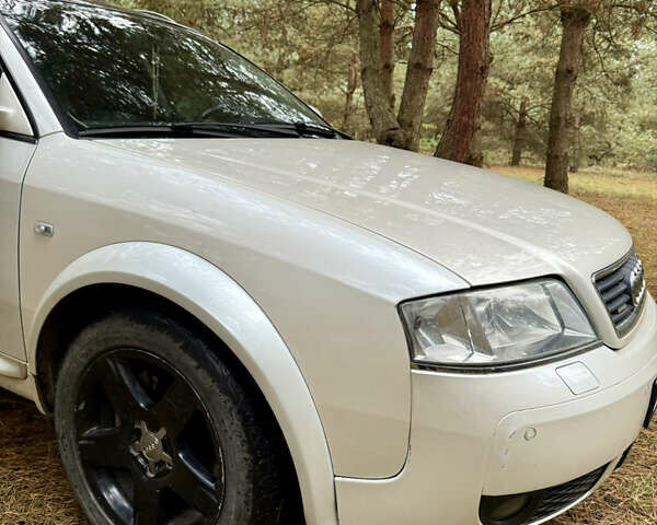 Белый Ауди А6, объемом двигателя 2.5 л и пробегом 255 тыс. км за 4700 $, фото 7 на Automoto.ua