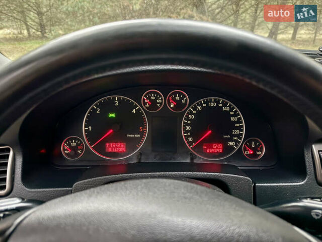 Белый Ауди А6, объемом двигателя 2.5 л и пробегом 255 тыс. км за 4700 $, фото 20 на Automoto.ua