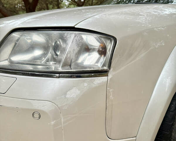 Белый Ауди А6, объемом двигателя 2.5 л и пробегом 255 тыс. км за 4700 $, фото 2 на Automoto.ua