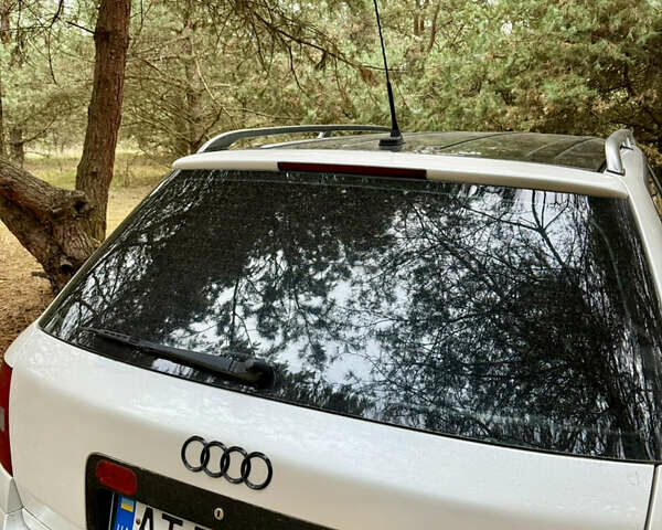 Белый Ауди А6, объемом двигателя 2.5 л и пробегом 255 тыс. км за 4700 $, фото 4 на Automoto.ua