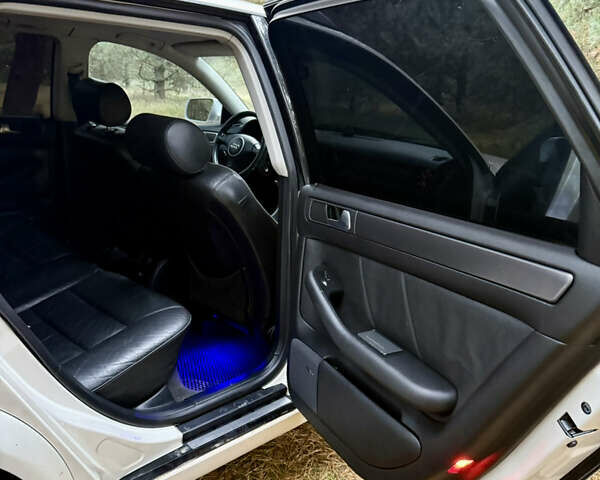 Белый Ауди А6, объемом двигателя 2.5 л и пробегом 255 тыс. км за 4700 $, фото 8 на Automoto.ua