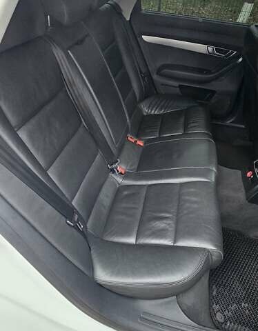 Белый Ауди А6, объемом двигателя 2.97 л и пробегом 247 тыс. км за 9600 $, фото 12 на Automoto.ua