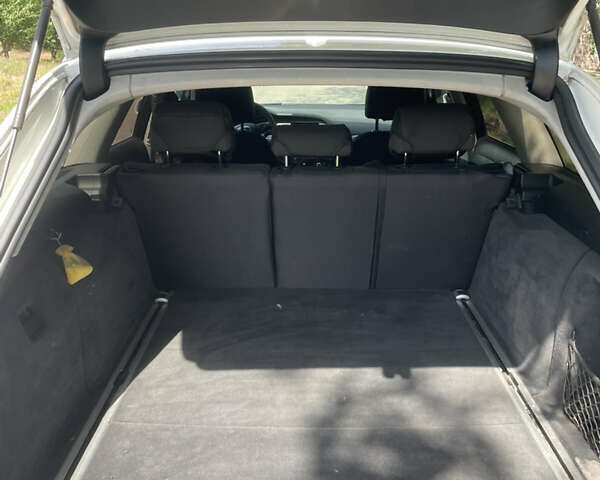 Белый Ауди А6, объемом двигателя 2.7 л и пробегом 280 тыс. км за 7400 $, фото 7 на Automoto.ua