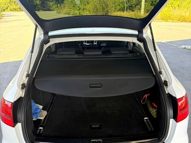 Білий Ауді А6, об'ємом двигуна 2 л та пробігом 300 тис. км за 8500 $, фото 3 на Automoto.ua