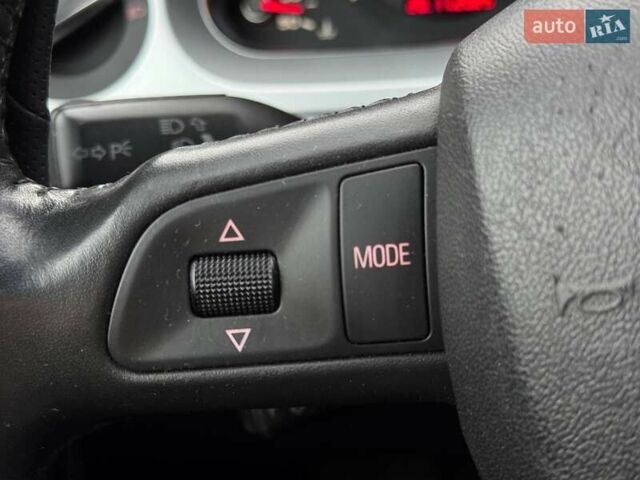 Білий Ауді А6, об'ємом двигуна 2 л та пробігом 334 тис. км за 7500 $, фото 23 на Automoto.ua