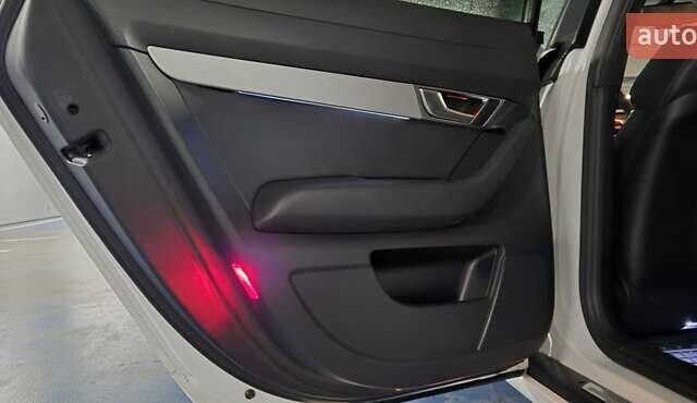 Белый Ауди А6, объемом двигателя 3 л и пробегом 182 тыс. км за 12500 $, фото 32 на Automoto.ua