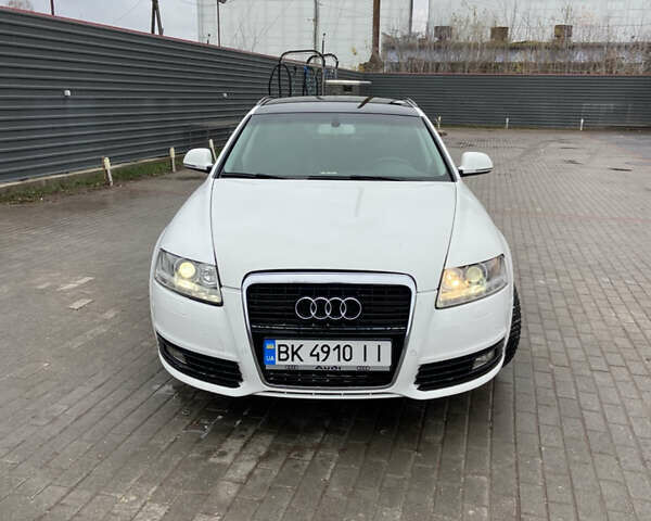 Белый Ауди А6, объемом двигателя 1.97 л и пробегом 254 тыс. км за 11800 $, фото 1 на Automoto.ua