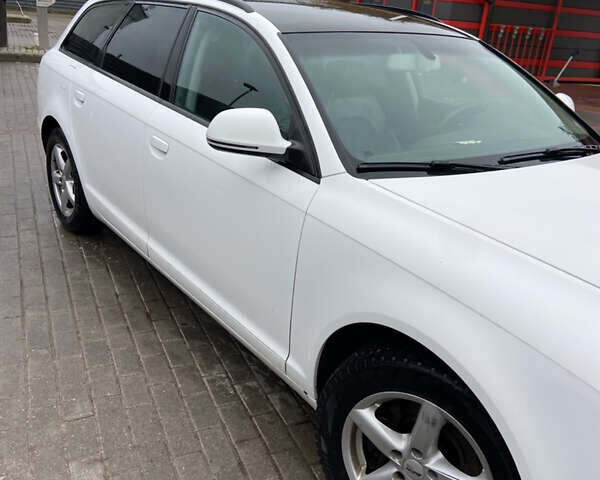 Белый Ауди А6, объемом двигателя 1.97 л и пробегом 254 тыс. км за 11800 $, фото 2 на Automoto.ua