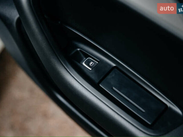 Білий Ауді А6, об'ємом двигуна 3 л та пробігом 267 тис. км за 20999 $, фото 61 на Automoto.ua