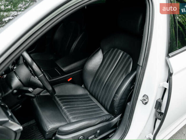 Білий Ауді А6, об'ємом двигуна 3 л та пробігом 267 тис. км за 20999 $, фото 28 на Automoto.ua