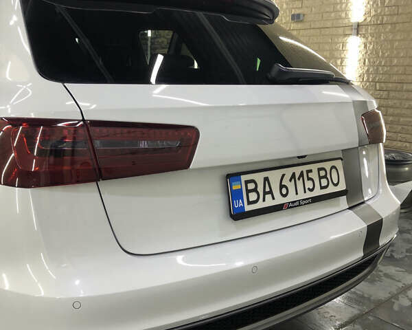 Белый Ауди А6, объемом двигателя 3 л и пробегом 187 тыс. км за 33000 $, фото 4 на Automoto.ua