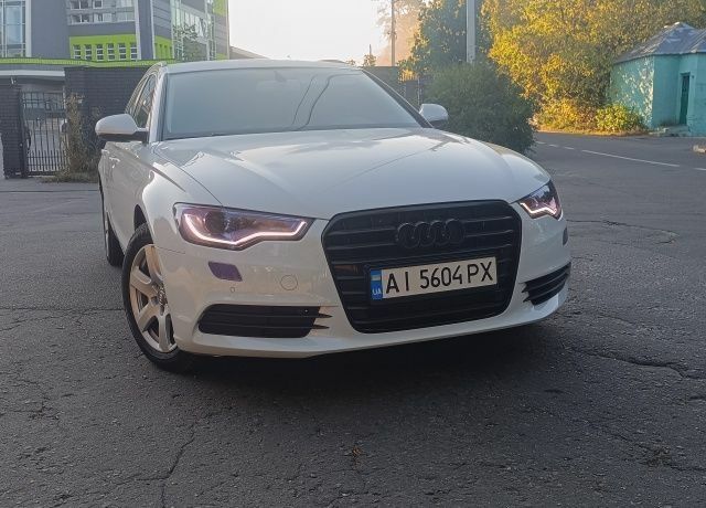 Білий Ауді А6, об'ємом двигуна 2 л та пробігом 305 тис. км за 15900 $, фото 13 на Automoto.ua