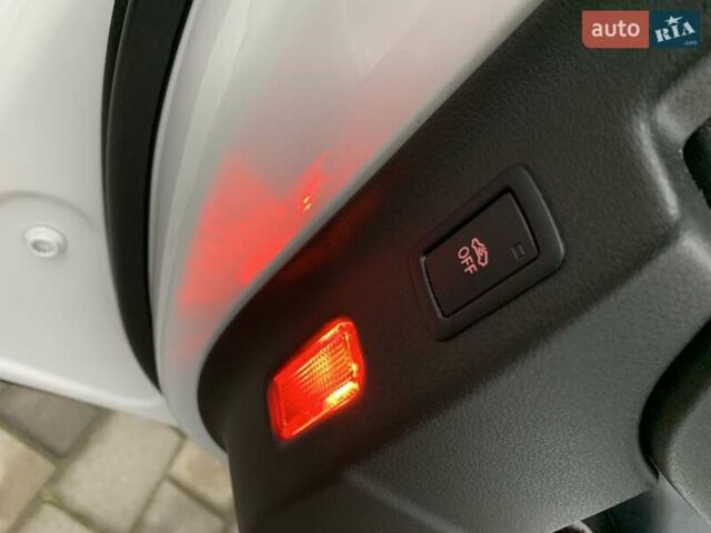 Ауди А6 2014 в Хмельницком на Automoto.ua Белый Ауди А6, объемом двигателя 2.8 л и пробегом 252 тыс. км за 15300 $, фото 44 на Automoto.ua