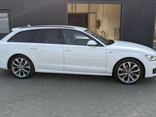 Белый Ауди А6, объемом двигателя 3 л и пробегом 240 тыс. км за 22500 $, фото 2 на Automoto.ua