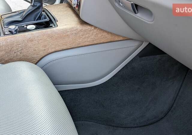 Білий Ауді А6, об'ємом двигуна 3 л та пробігом 240 тис. км за 25999 $, фото 18 на Automoto.ua