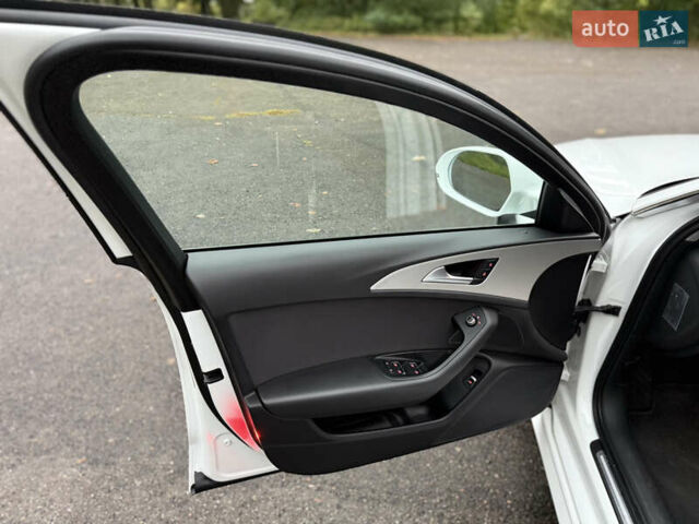 Белый Ауди А6, объемом двигателя 3 л и пробегом 270 тыс. км за 19999 $, фото 16 на Automoto.ua