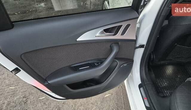 Белый Ауди А6, объемом двигателя 2.97 л и пробегом 292 тыс. км за 19300 $, фото 12 на Automoto.ua