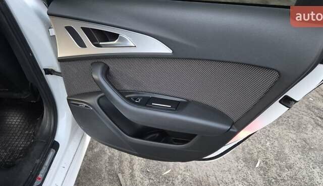 Белый Ауди А6, объемом двигателя 2.97 л и пробегом 292 тыс. км за 19300 $, фото 17 на Automoto.ua