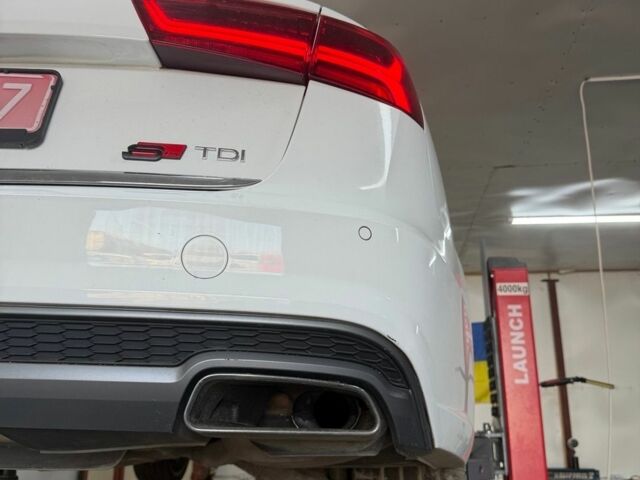 Білий Ауді А6, об'ємом двигуна 3 л та пробігом 255 тис. км за 22250 $, фото 47 на Automoto.ua
