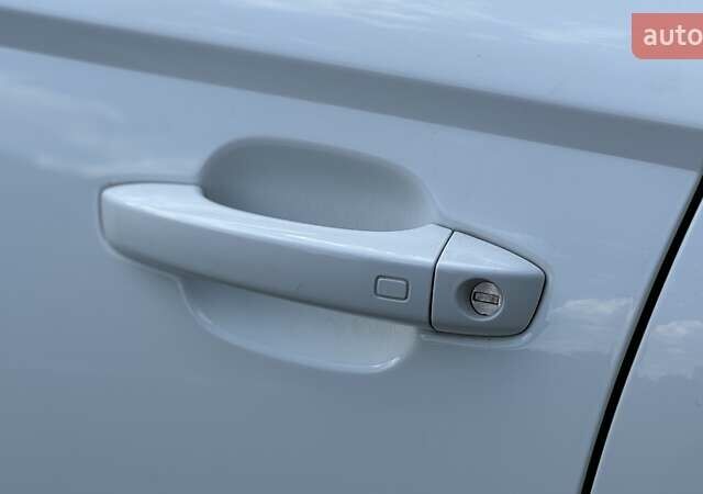 Белый Ауди А6, объемом двигателя 2.97 л и пробегом 296 тыс. км за 20000 $, фото 10 на Automoto.ua