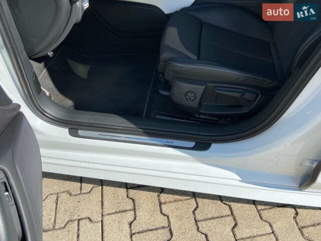 Білий Ауді А6, об'ємом двигуна 2.97 л та пробігом 182 тис. км за 25000 $, фото 11 на Automoto.ua