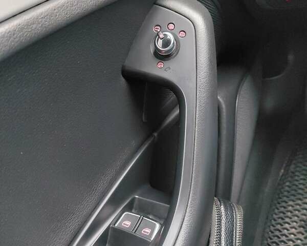 Белый Ауди А6, объемом двигателя 1.97 л и пробегом 265 тыс. км за 20999 $, фото 10 на Automoto.ua