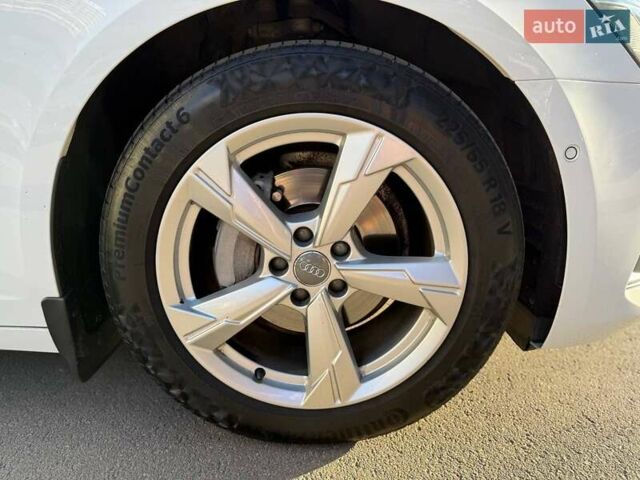 Белый Ауди А6, объемом двигателя 1.97 л и пробегом 160 тыс. км за 35000 $, фото 19 на Automoto.ua