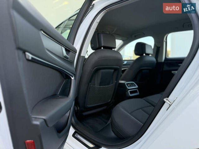 Білий Ауді А6, об'ємом двигуна 3 л та пробігом 82 тис. км за 42990 $, фото 27 на Automoto.ua