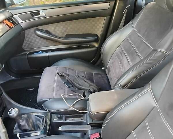 Бежевый Ауди А6, объемом двигателя 1.8 л и пробегом 300 тыс. км за 3500 $, фото 5 на Automoto.ua