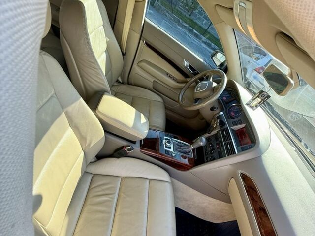 Бежевый Ауди А6, объемом двигателя 2 л и пробегом 241 тыс. км за 7200 $, фото 4 на Automoto.ua