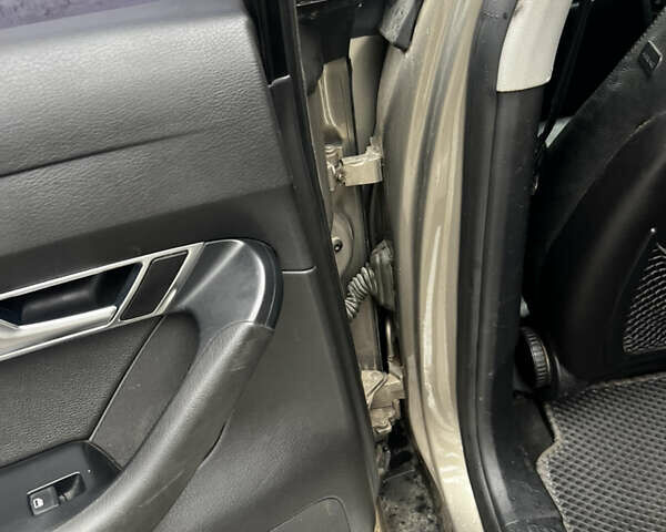 Бежевий Ауді А6, об'ємом двигуна 3 л та пробігом 277 тис. км за 8700 $, фото 8 на Automoto.ua
