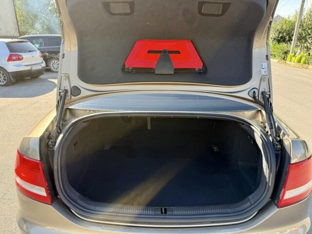 Бежевый Ауди А6, объемом двигателя 2 л и пробегом 241 тыс. км за 7200 $, фото 7 на Automoto.ua