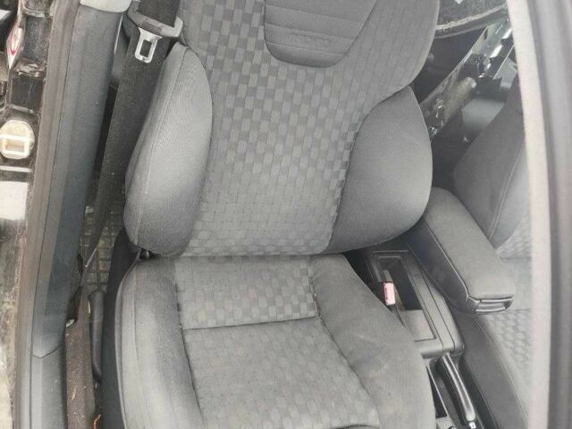 Чорний Ауді А6, об'ємом двигуна 2.5 л та пробігом 300 тис. км за 500 $, фото 16 на Automoto.ua