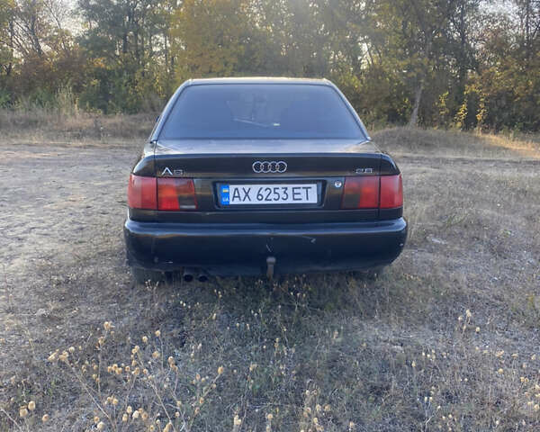 Черный Ауди А6, объемом двигателя 2.8 л и пробегом 300 тыс. км за 2850 $, фото 5 на Automoto.ua