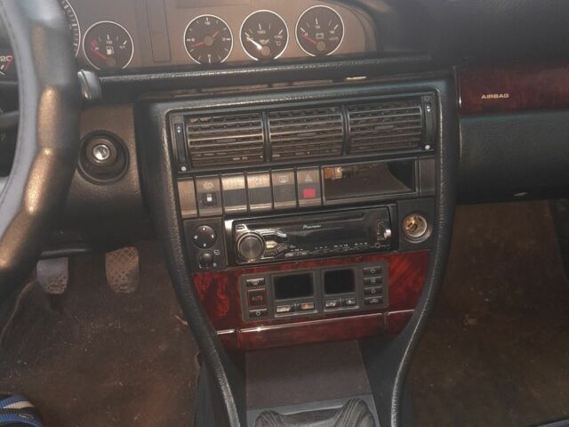 Черный Ауди А6, объемом двигателя 2.5 л и пробегом 450 тыс. км за 2000 $, фото 16 на Automoto.ua