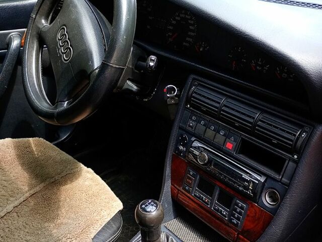 Черный Ауди А6, объемом двигателя 2 л и пробегом 430 тыс. км за 2800 $, фото 4 на Automoto.ua