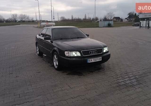 Черный Ауди А6, объемом двигателя 2.6 л и пробегом 396 тыс. км за 2650 $, фото 1 на Automoto.ua