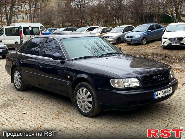 Черный Ауди А6, объемом двигателя 2.6 л и пробегом 350 тыс. км за 3500 $, фото 5 на Automoto.ua