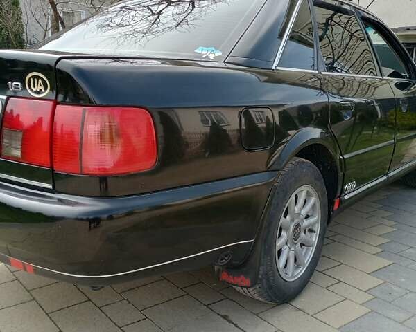 Черный Ауди А6, объемом двигателя 1.8 л и пробегом 450 тыс. км за 3800 $, фото 5 на Automoto.ua