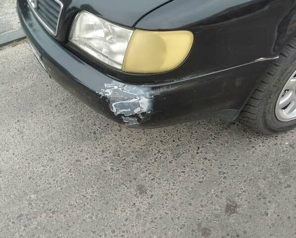Черный Ауди А6, объемом двигателя 2.8 л и пробегом 416 тыс. км за 3500 $, фото 2 на Automoto.ua